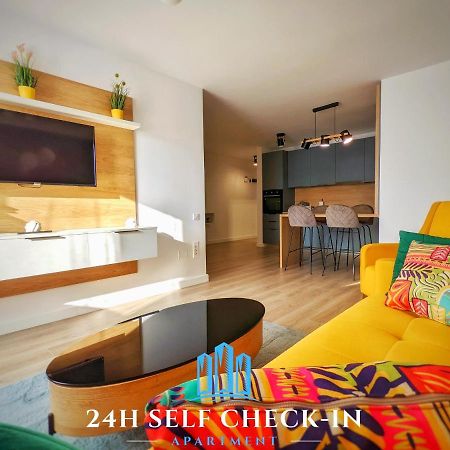 Cluj Airport Apartment Exterior photo