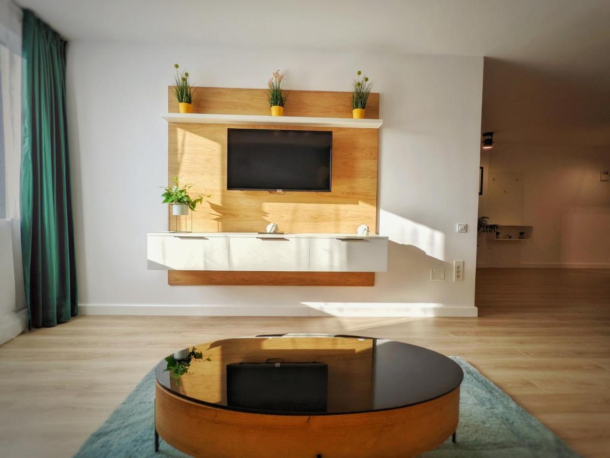 Cluj Airport Apartment Exterior photo