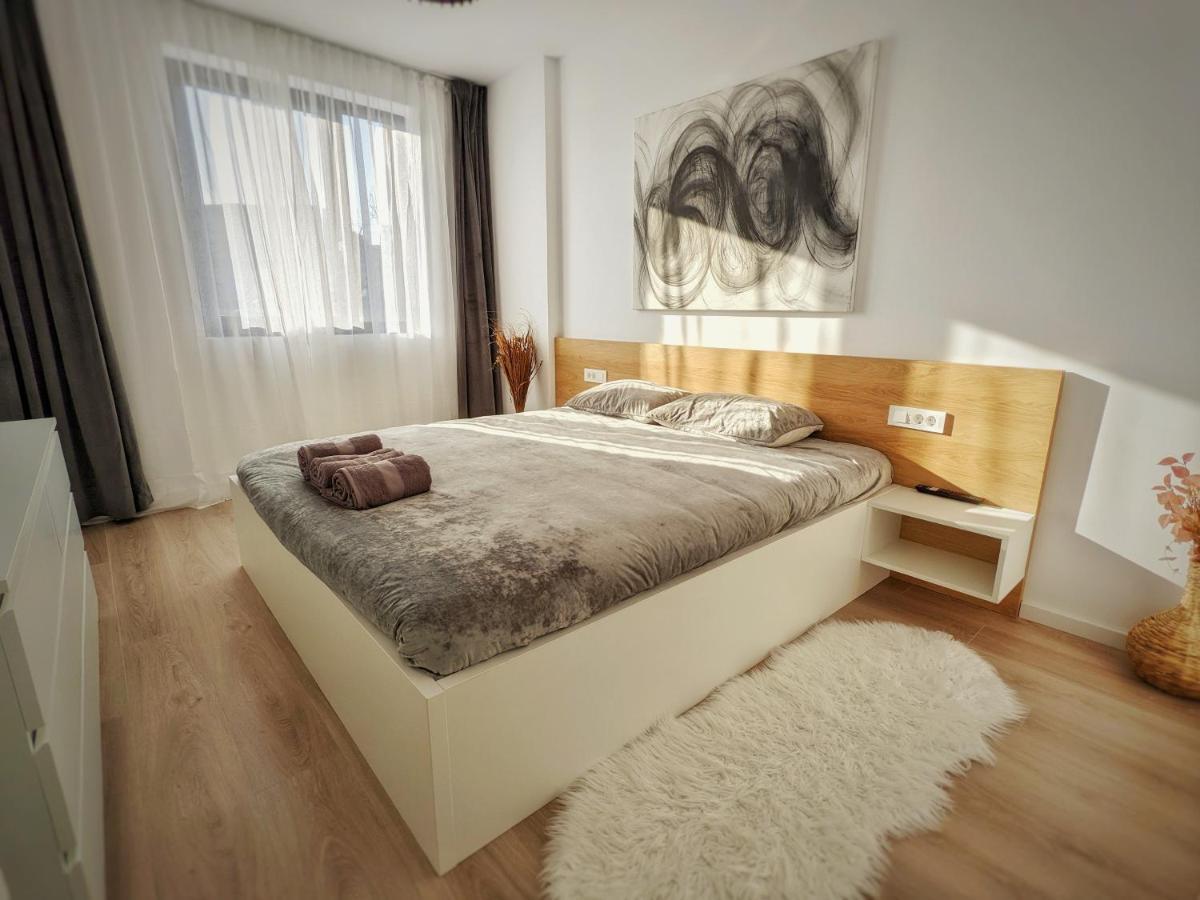 Cluj Airport Apartment Exterior photo